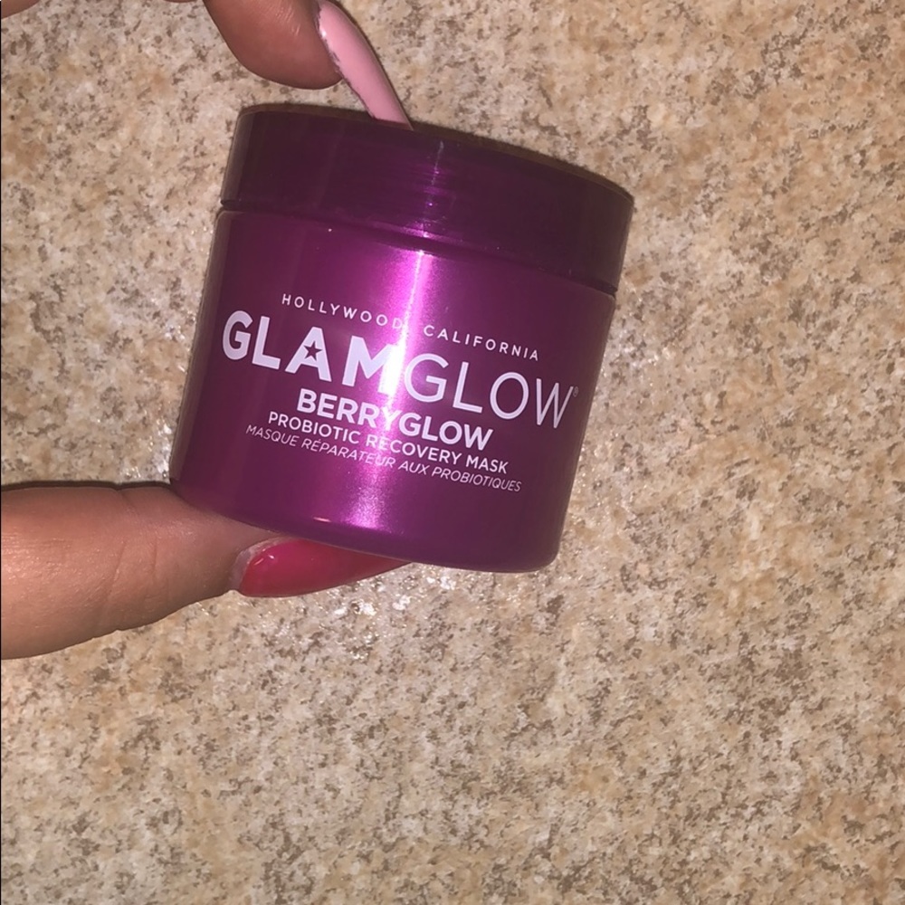 Glam Glow Mask